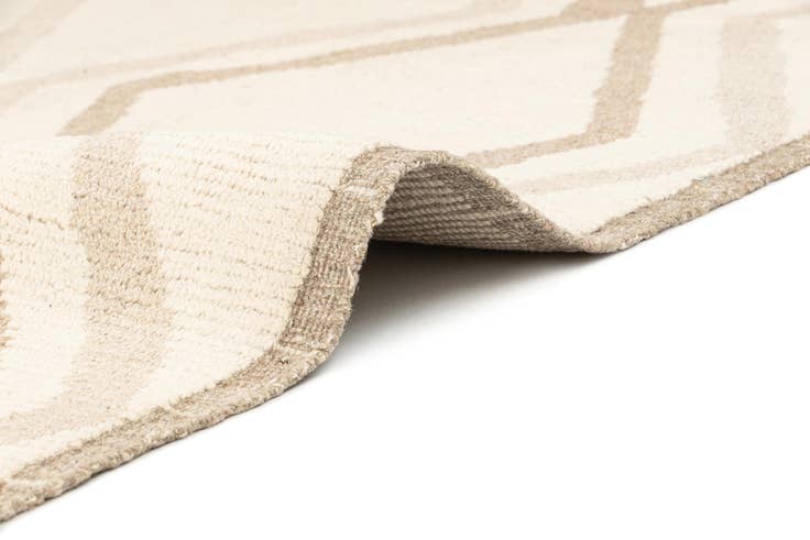 Detail image of 8' 2 x 10' 4 Hand Knotted Beni Marok Rug