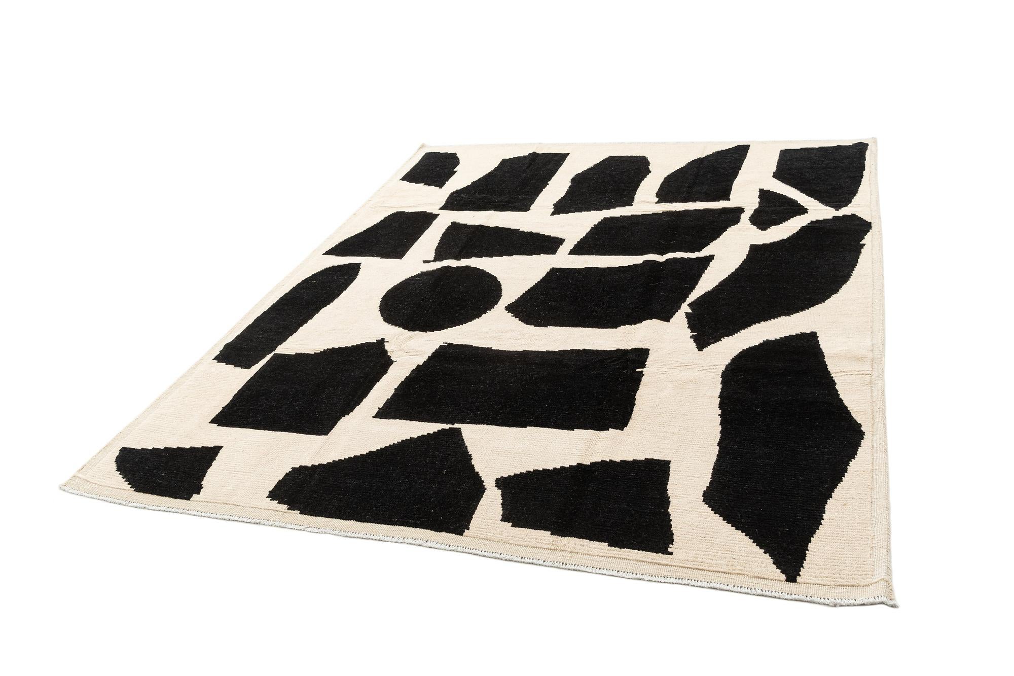 8' x 10' Hand Knotted Beni Marok Rug
