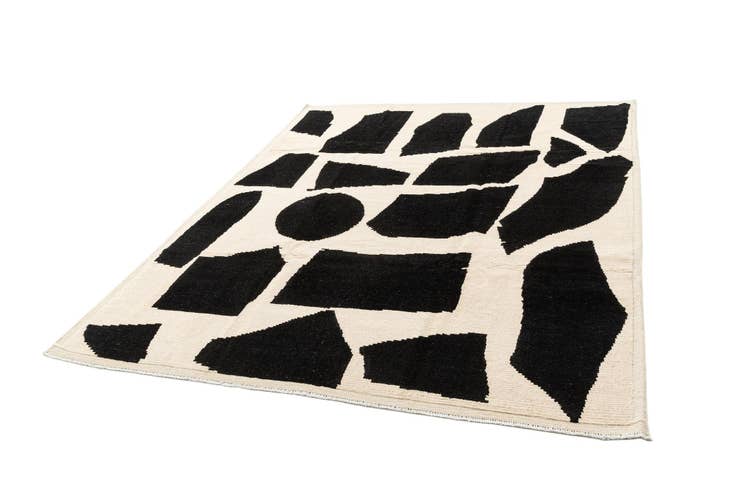 Detail image of 8' x 10' Hand Knotted Beni Marok Rug