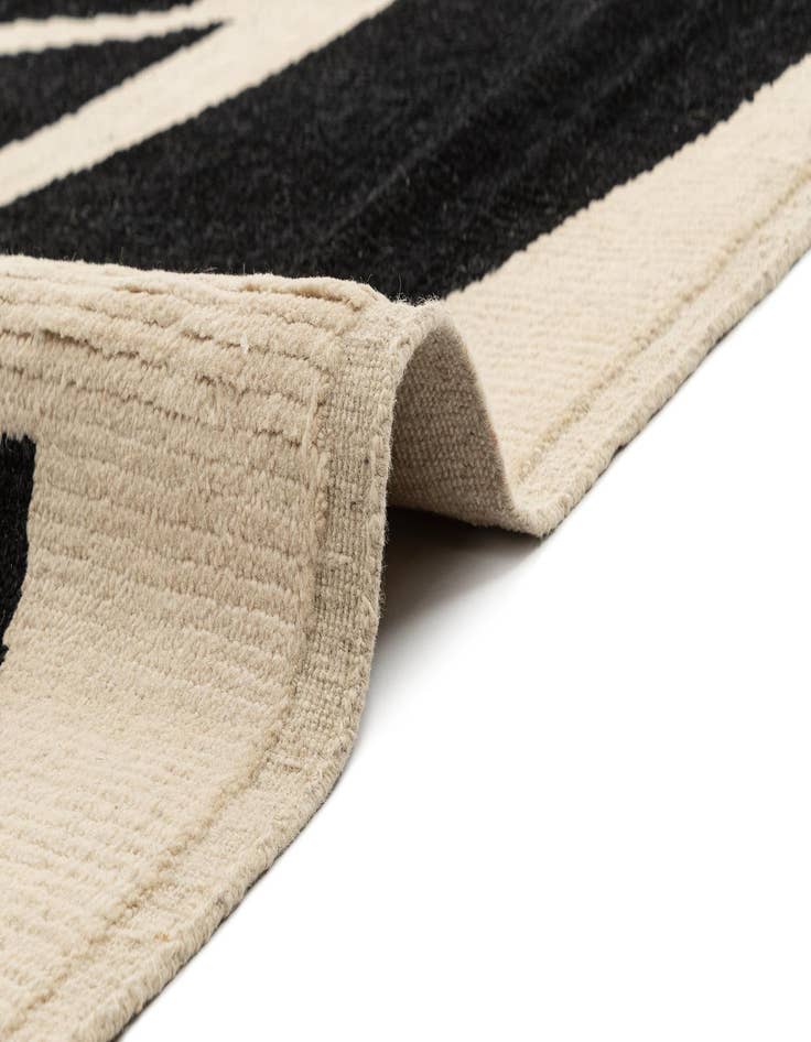 Detail image of 9' x 12' 7  Hand Knotted Beni Marok Rug