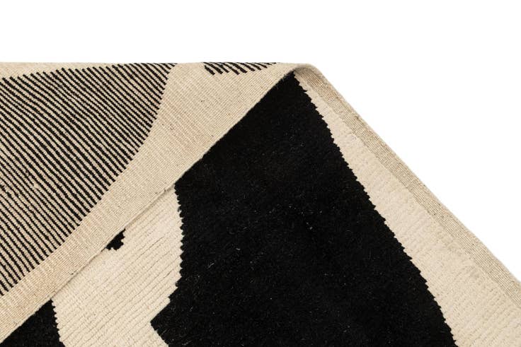 Detail image of 9' x 12' 7 Hand Knotted Beni Marok Rug