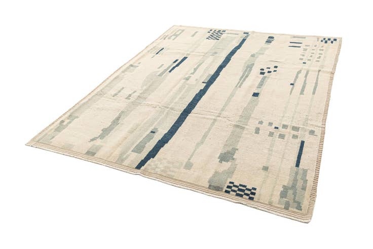 Detail image of 8' 2 x 10' Hand Knotted Beni Marok Rug