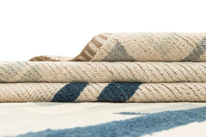 8' 2 x 10' Hand Knotted Beni Marok Rug
