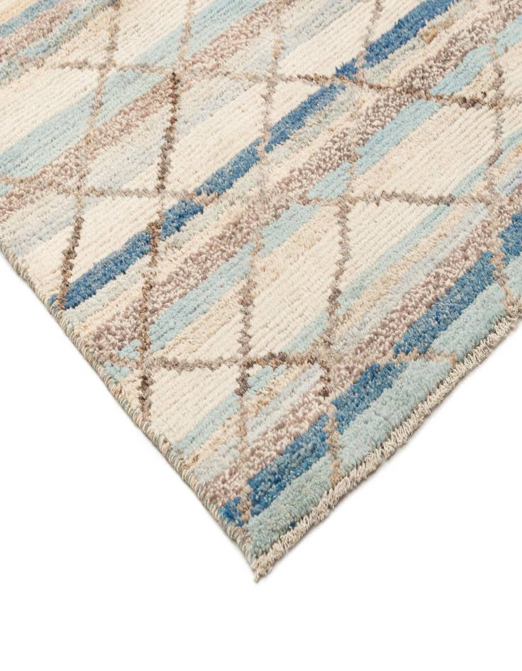 Detail image of 7' 9 x 9' 10  Hand Knotted Beni Marok Rug