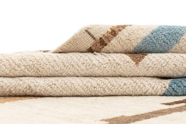 Detail image of 9' 11 x 13' 7 Hand Knotted Beni Marok Rug