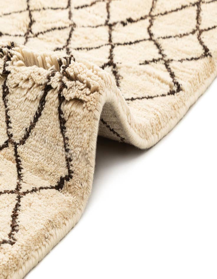 Detail image of 4' 7 x 7' 2 Beni Marok Rug