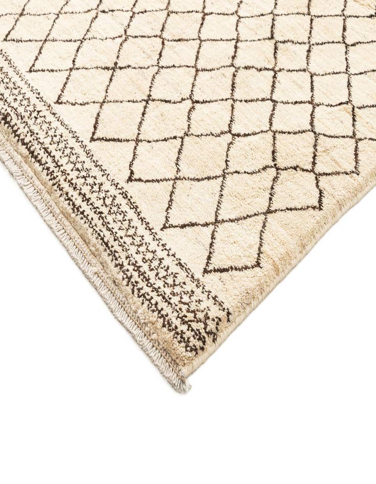 Detail image of 4' 7 x 7' 2 Beni Marok Rug