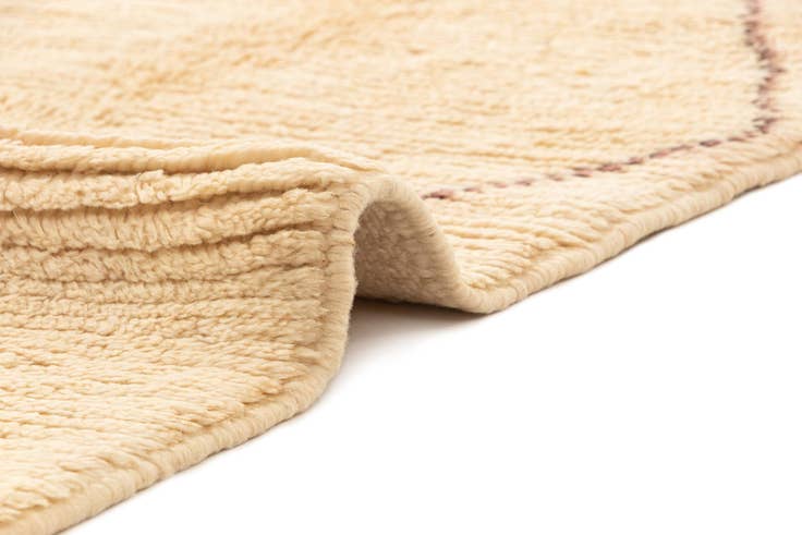 Detail image of 6' 6 x 9' 6 Berber Rug