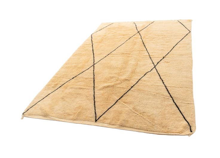 Detail image of 6' 5 x 9' 2 Berber Rug