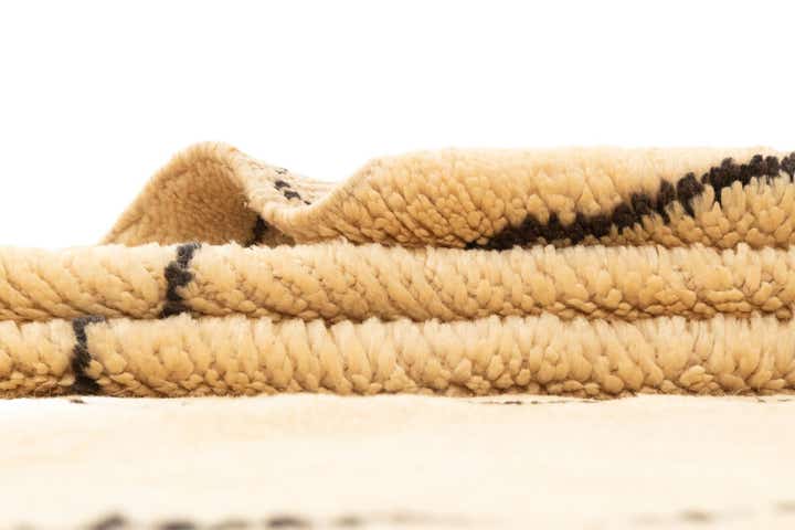 7' 1 x 9' 8 Berber Rug