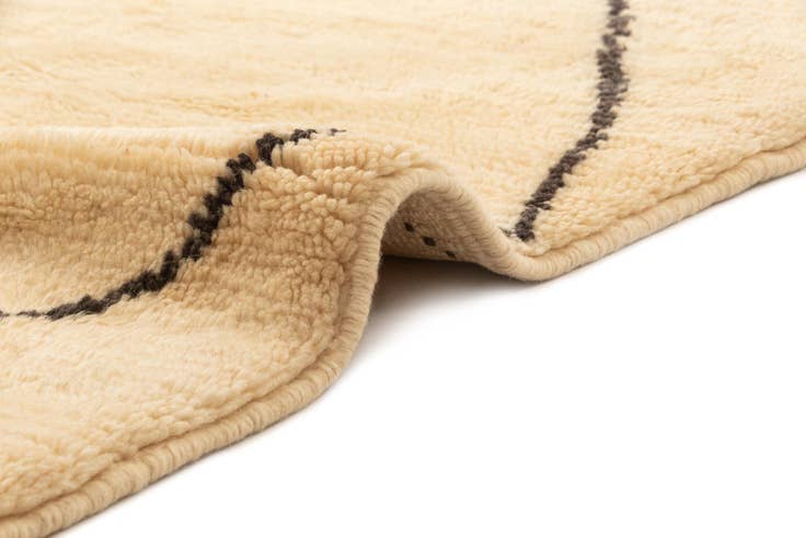 Detail image of 7' 1 x 9' 8 Berber Rug