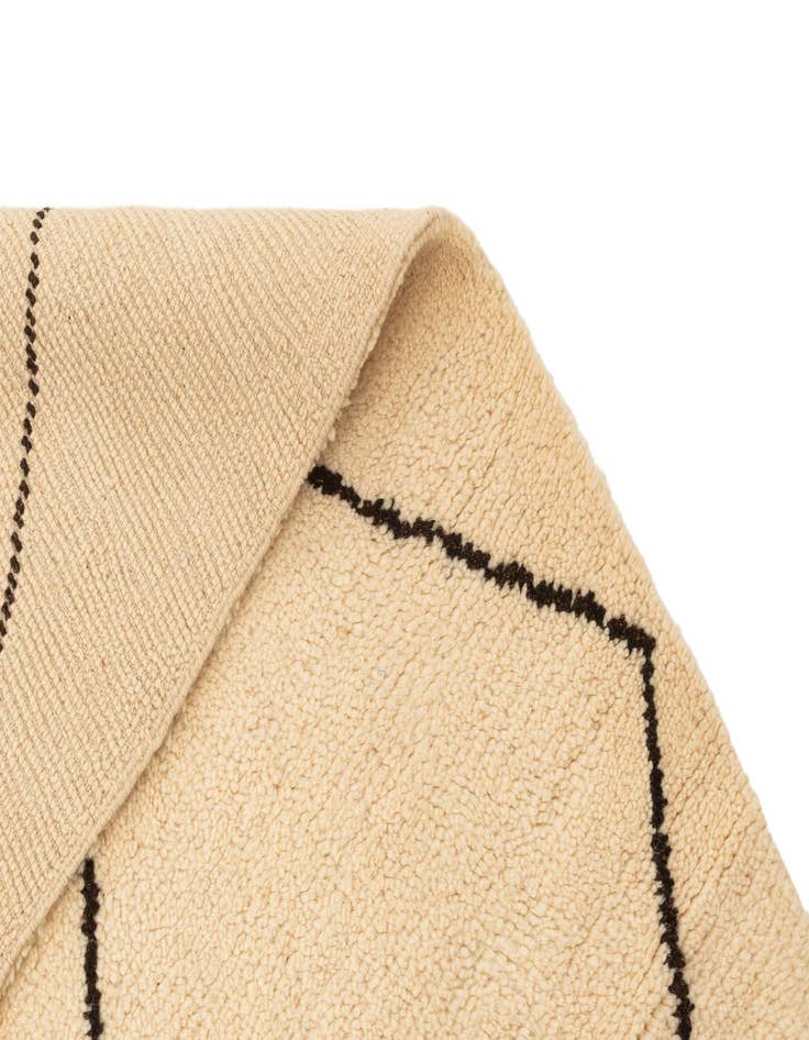 Detail image of 5' 5 x 8' 5 Berber Rug