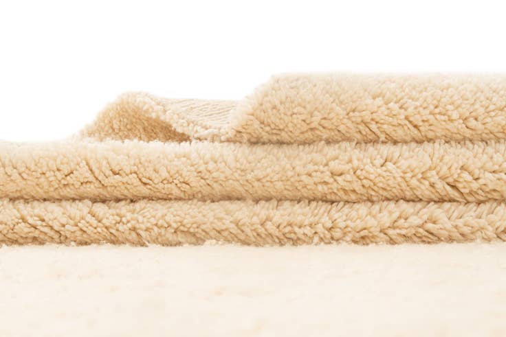 Detail image of 6' 10 x 9' 6 Berber Rug