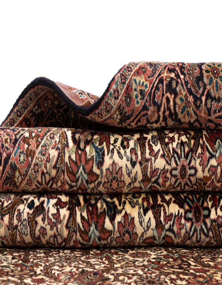 Detail image of 8' 4 x 11' 3 Bidjar Wool Rug