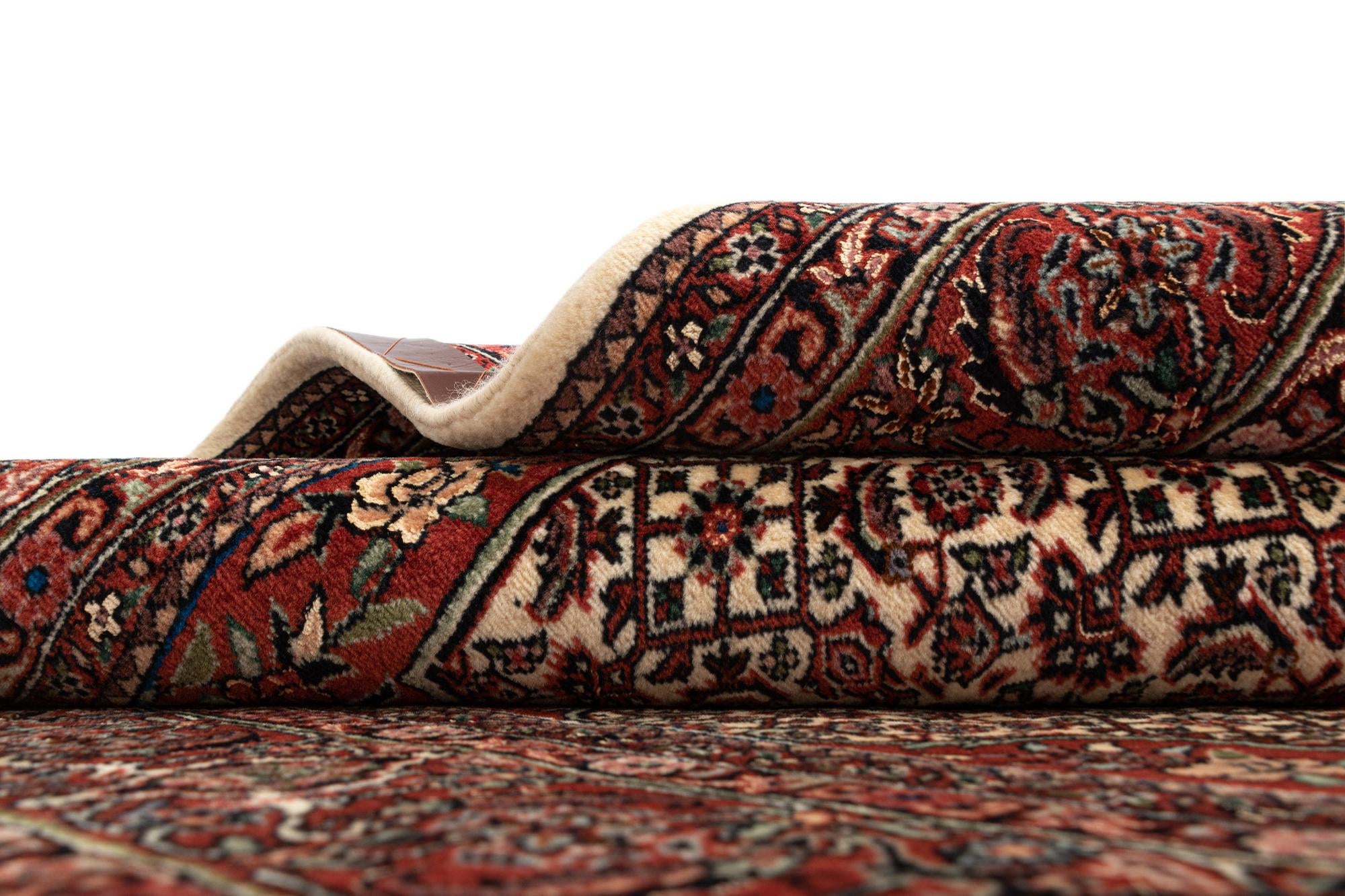 4' 11 x 6' 6 Bidjar Rug