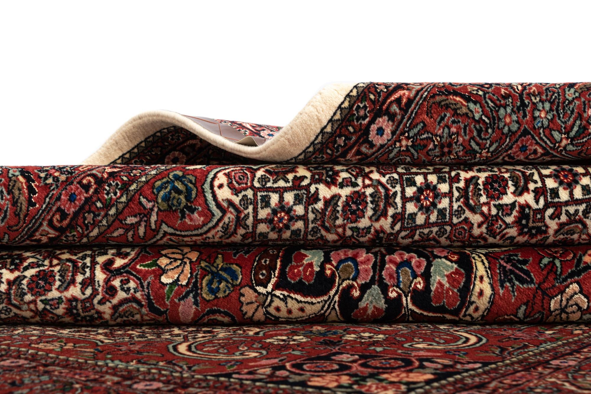 4' 11 x 6' 11 Bidjar Rug