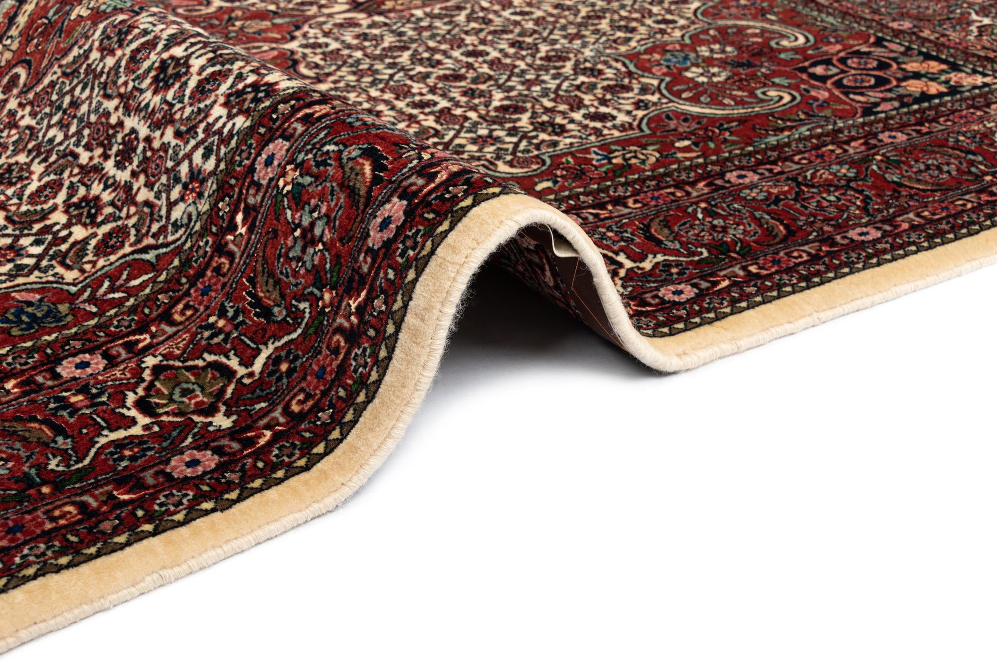 4' 11 x 6' 11 Bidjar Rug