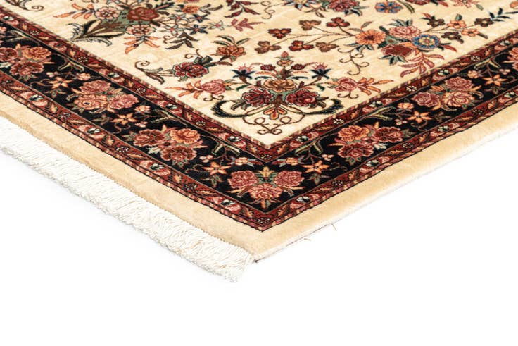 Detail image of 3' 9 x 6' 4 Bidjar Wool Rug