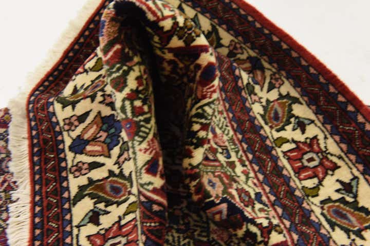 5' 2 x 6' 8 Hand Knotted Bidjar Persian Rug