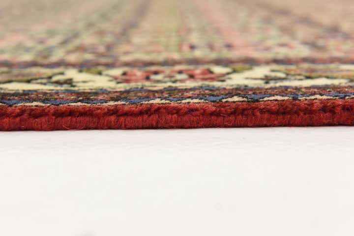 5' 2 x 6' 8 Hand Knotted Bidjar Persian Rug