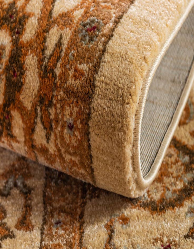 Detail image of 5' x 8' Charlestown Rug