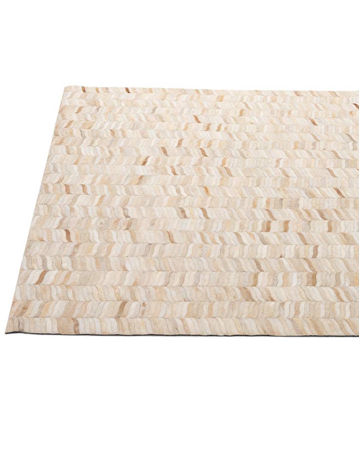 Detail image of 5' 9 x 7' 9 Cowhide - Patchwork Rug