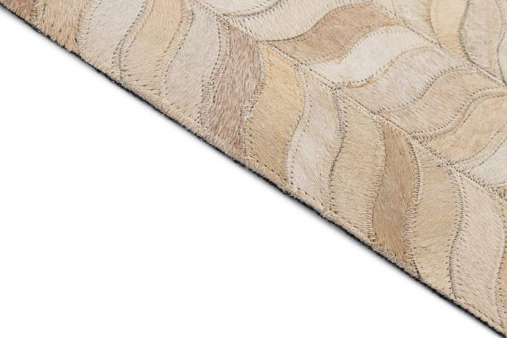 Detail image of 5' 9 x 7' 9 Cowhide - Patchwork Rug