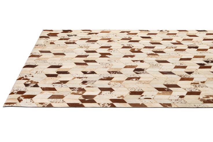 Detail image of 5' x 8' 1 Cowhide - Patchwork Rug