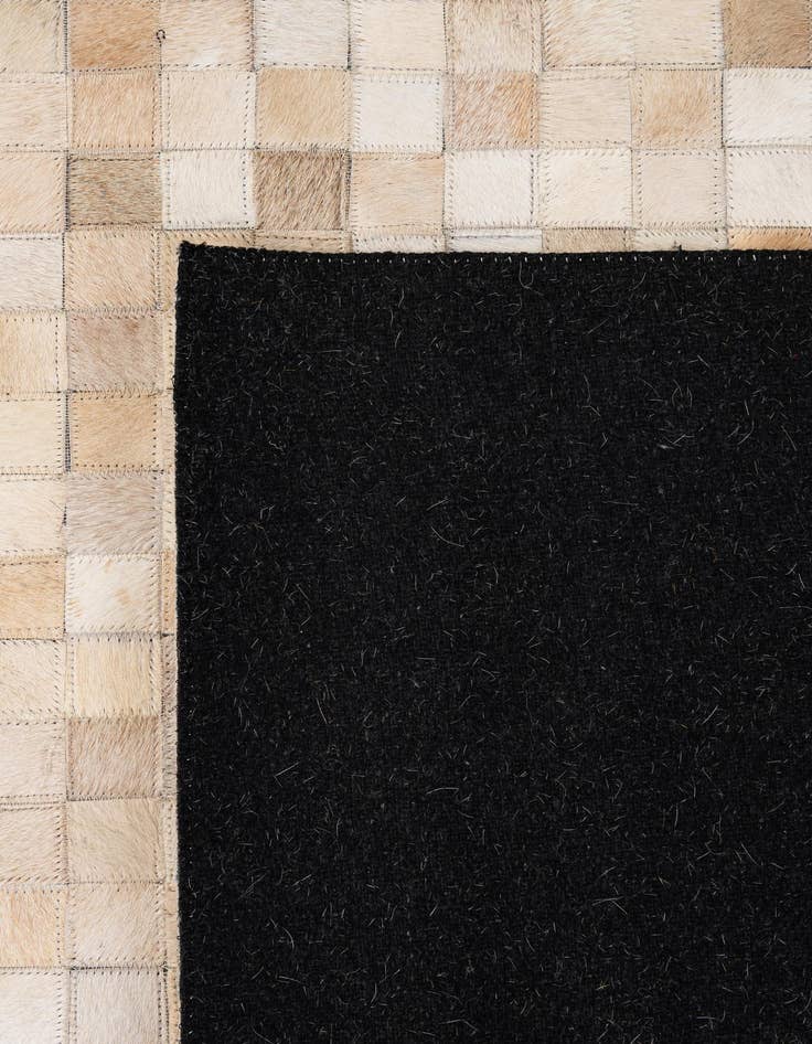 Detail image of 5' 2 x 8' Cowhide - Patchwork Rug