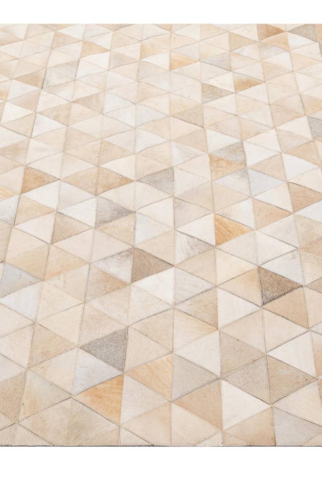 Detail image of 5' 2 x 8' 2 Cowhide - Patchwork Rug
