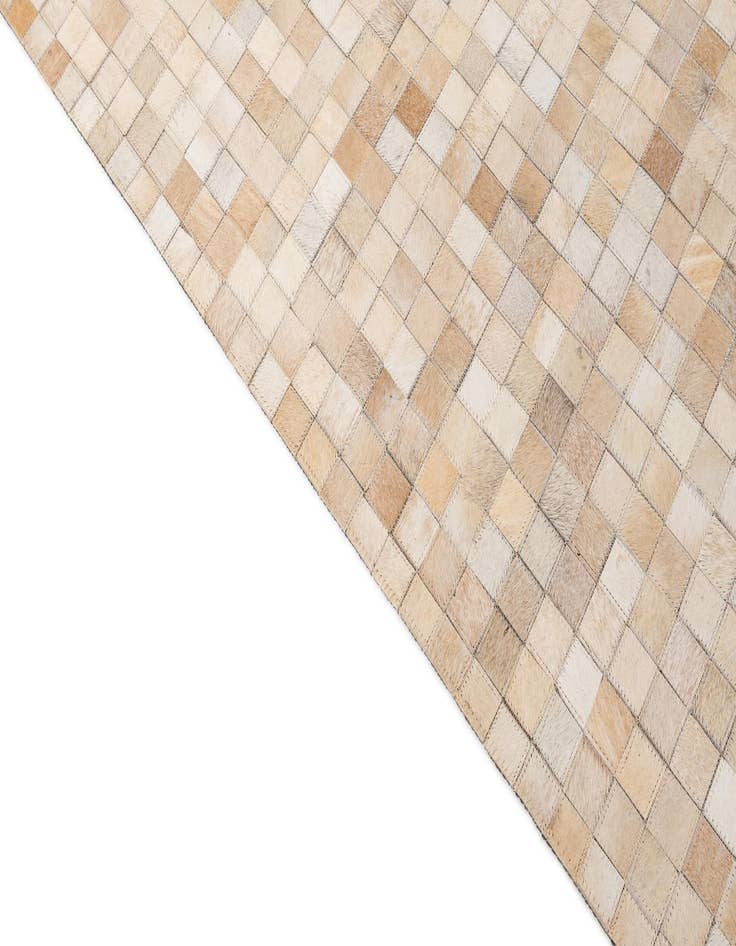 Detail image of 5' 1 x 8' Cowhide - Patchwork Rug