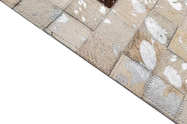 5' 1 x 8' Cowhide - Patchwork Rug