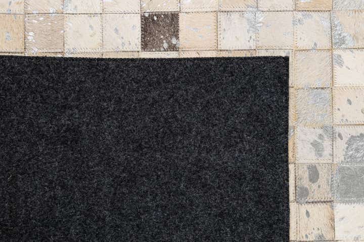 5' 1 x 8' Cowhide - Patchwork Rug