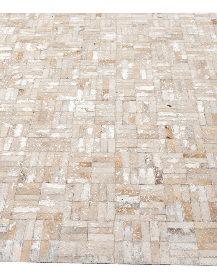 Detail image of 4' 11 x 8' Cowhide - Patchwork Rug