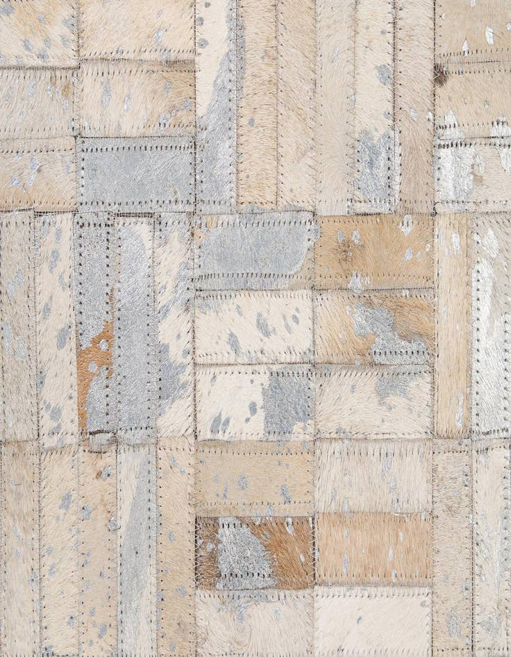 Detail image of 4' 11 x 8' Cowhide - Patchwork Rug
