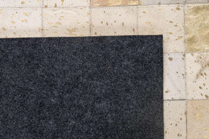 5' x 7' 10 Cowhide - Patchwork Rug