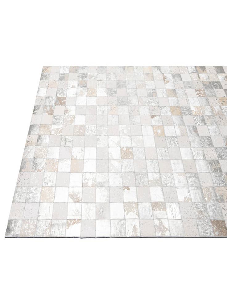 Detail image of 5' x 7' 11 Cowhide - Patchwork Rug