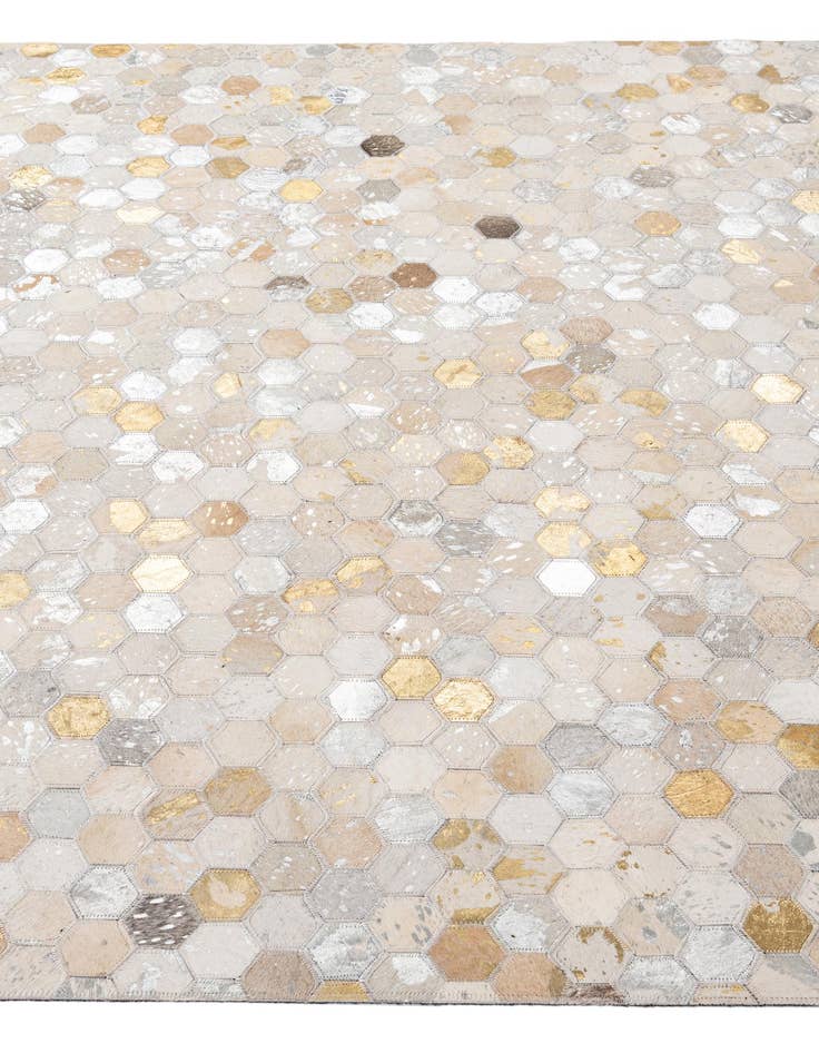 Detail image of 5' 1 x 8' 1 Cowhide - Patchwork Rug