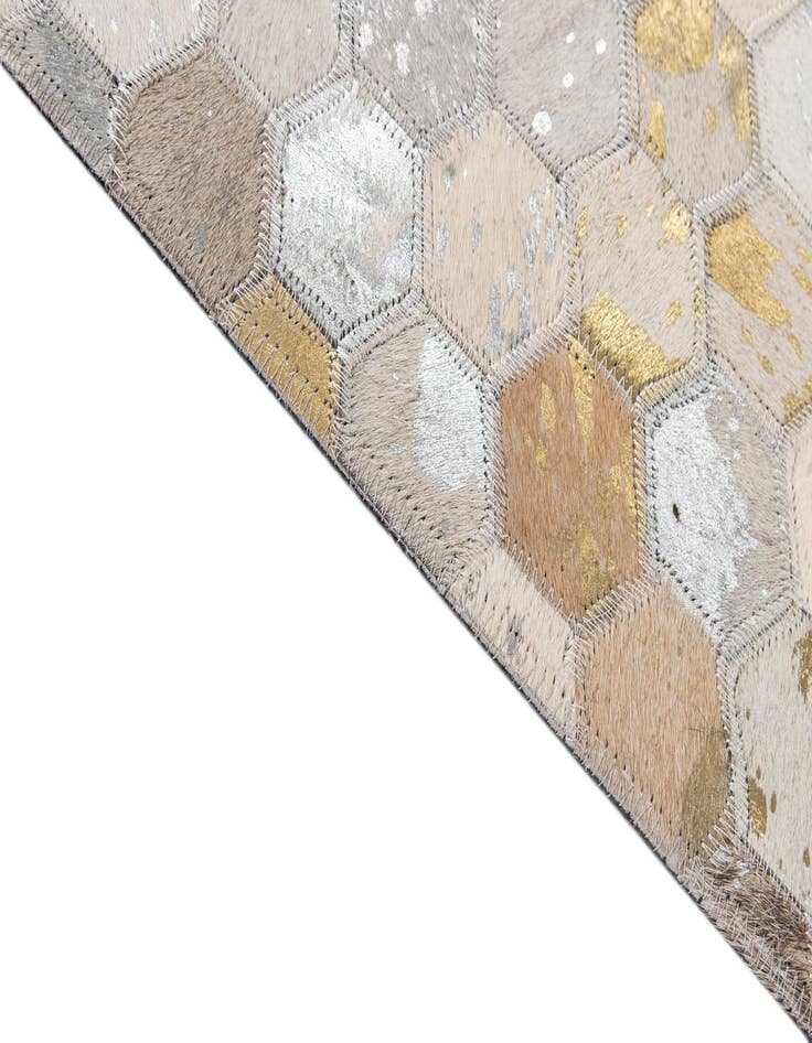 Detail image of 5' 1 x 8' 1 Cowhide - Patchwork Rug