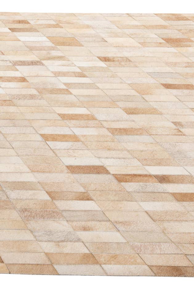 Detail image of 5' 1 x 7' 11 Cowhide - Patchwork Rug