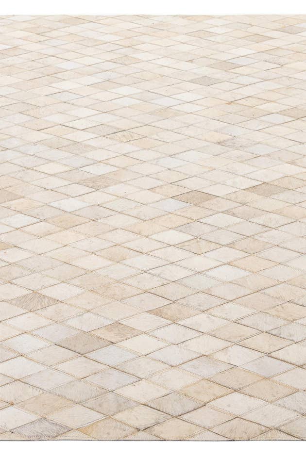 Detail image of 5' 1 x 8' 2 Cowhide - Patchwork Rug