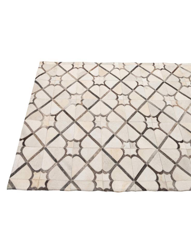 Detail image of 5' x 7' 11 Cowhide - Patchwork Rug