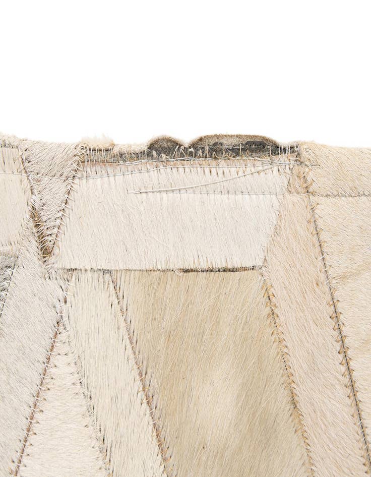 Detail image of 5' 1 x 7' 11 Cowhide - Patchwork Rug