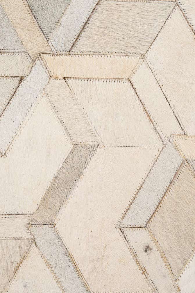 4' 11 x 7' 11 Cowhide - Patchwork Rug