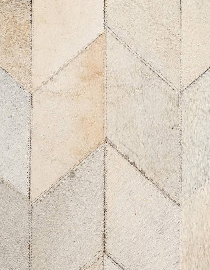 Detail image of 5' 1 x 8' Cowhide - Patchwork Rug