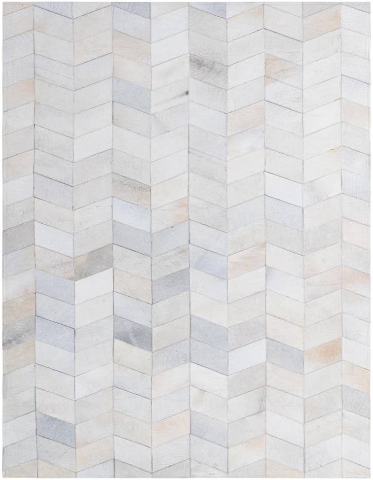 Detail image of 5' 1 x 8' Cowhide - Patchwork Rug