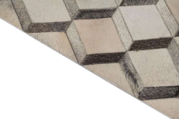 8' x 10' Cowhide Leather Rug