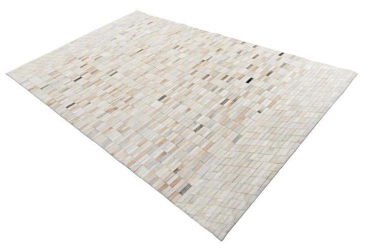 Detail image of 5' x 7' 10 Cowhide Leather Rug
