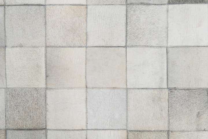 5' x 7' 9 Cowhide Leather Rug