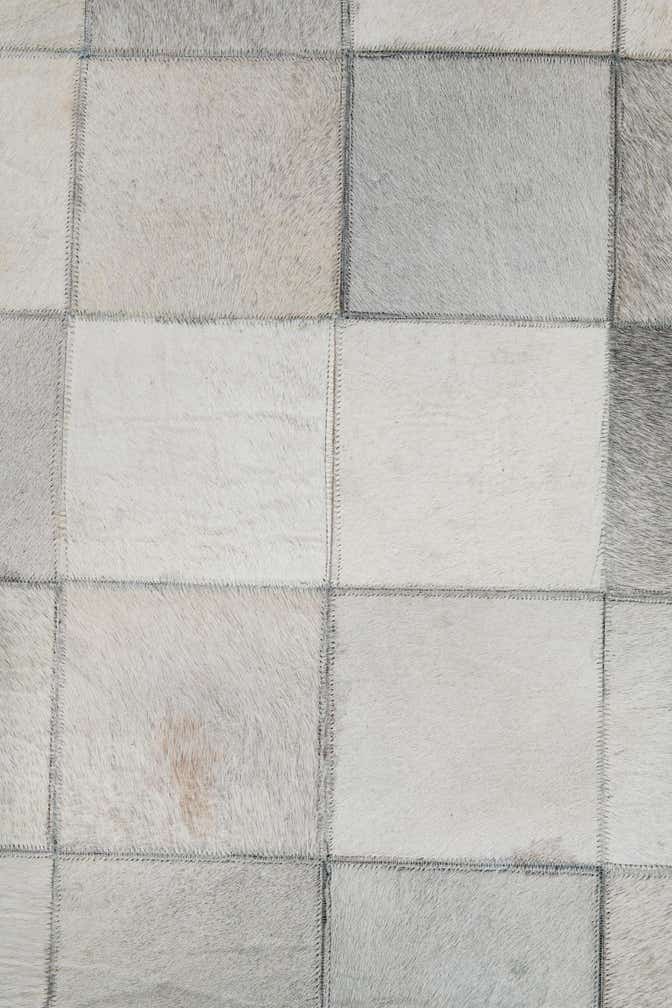 5' x 7' 9 Cowhide Leather Rug